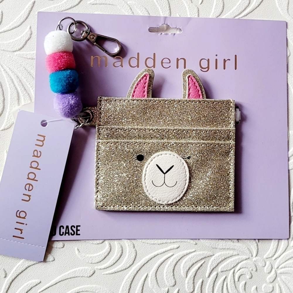Madden Girl 3 Slot Card Case Winking Llama